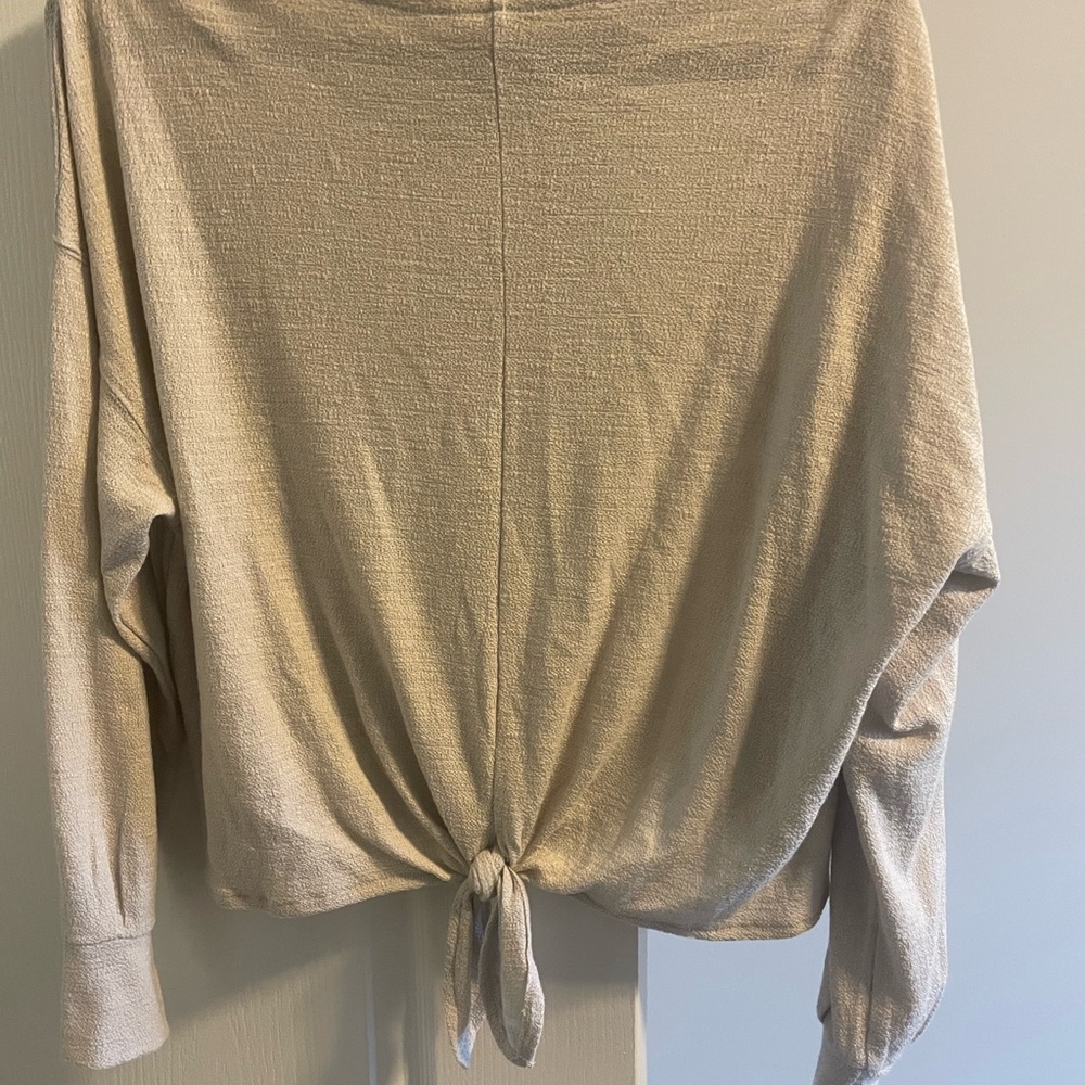 H&M Light Gray Knit Top